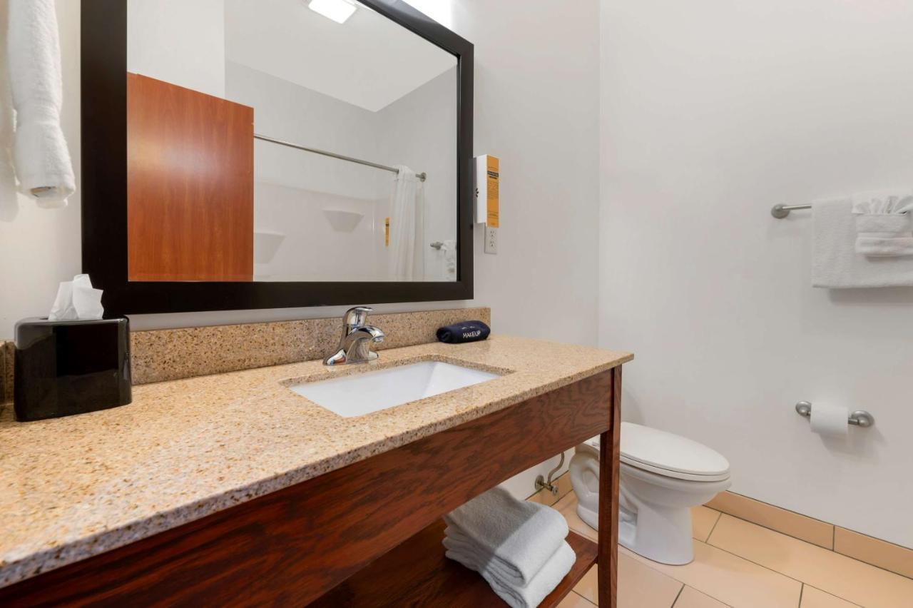 Best Western Plus Covered Bridge Inn Brazil Εξωτερικό φωτογραφία